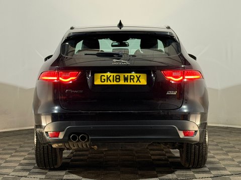 Jaguar F-Pace R-SPORT AWD 7
