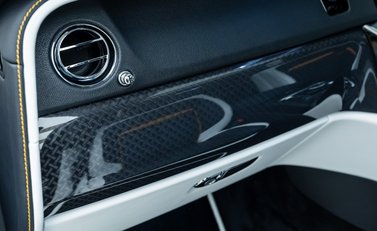 Rolls-Royce Cullinan BLACK BADGE 24