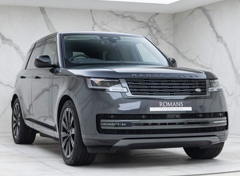 Land Rover Range Rover P440e HSE 2