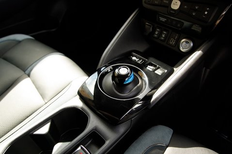 Nissan LEAF TEKNA 30