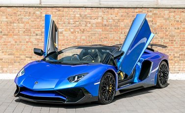 Lamborghini Aventador SV LP750-4 Roadster 9