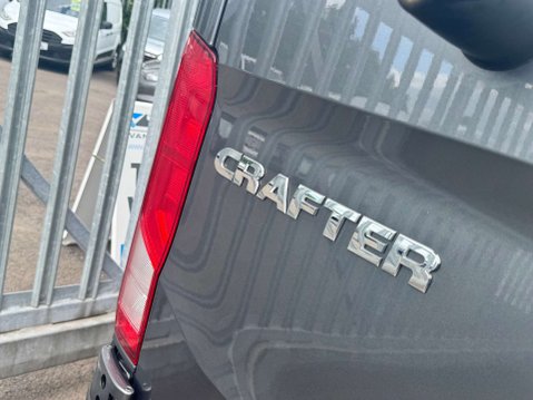 Volkswagen Crafter 2.0 TDI CR35 Trendline Panel Van 5dr Diesel Manual FWD MWB Euro 6 (s/s) (14 18