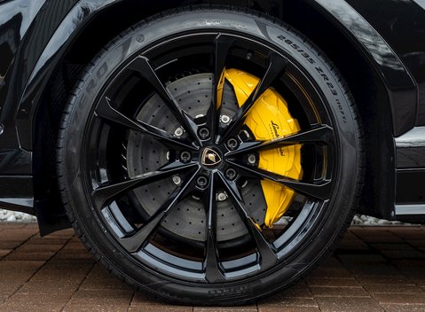 Lamborghini Urus 10