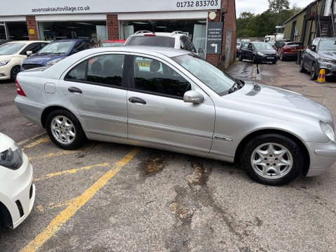 Mercedes-Benz C Class 1.8 C180 Kompressor Classic SE Saloon 4dr Petrol Automatic (202 g/km, 143 b 3