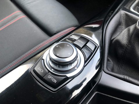 BMW 1 Series 118D SPORT 6