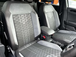 Volkswagen T-Roc 1.5 T-Roc R-Line TSI Semi-Auto 5dr 68