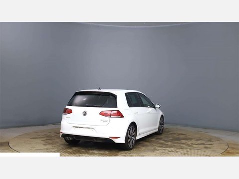 Volkswagen Golf 2.0 TDI BlueMotion Tech R-Line Edition Euro 6 (s/s) 5dr 10