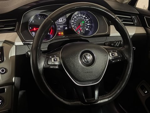 Volkswagen Passat SE BUSINESS TDI BLUEMOTION TECH DSG 13