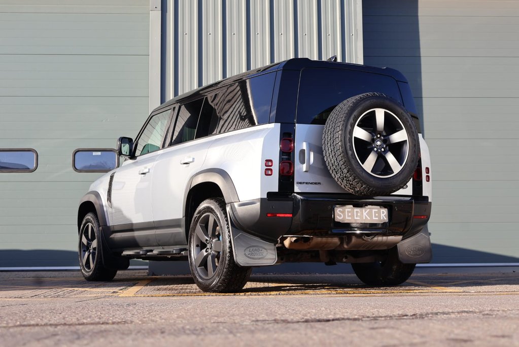 Land Rover Defender 110 HARD TOP SE MHEV with upgraded wheels £9500 REAR SEAT CONVERSION FITTED 7