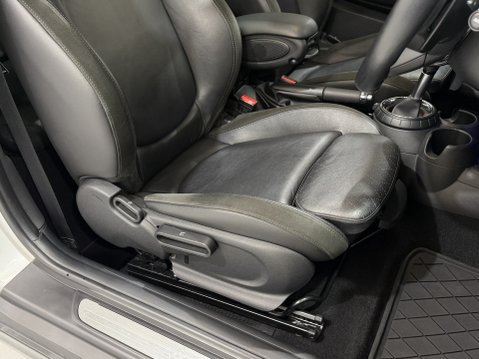 Mini Hatch COOPER S 41