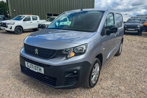 Peugeot Partner AUTO SWB L1H1 Low Roof Asphalt Air Con Alloys Sensors Cam EURO 6 NO VAT