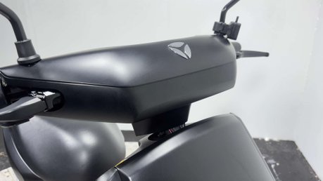 Lexmoto E-Lex 1500W 2022 20 MILES ELECTRIC 50CC SCOOTER RIDE AT 16 EBIKE ESCOOT 20