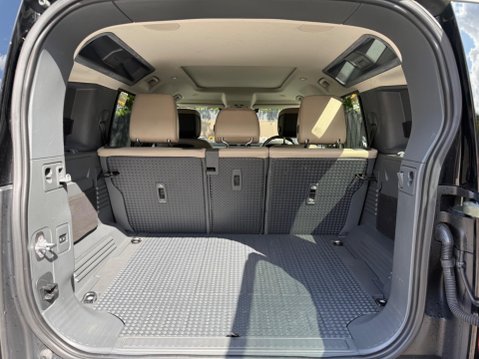 Land Rover Defender HSE MHEV 50
