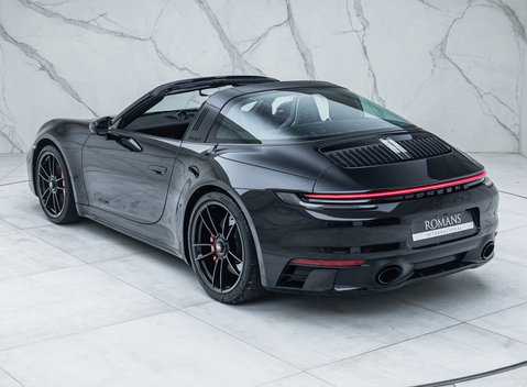 Porsche 911 Targa 4 GTS (992) 9