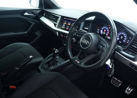 Audi A1 1.5 TFSI 35 S line Sportback 5dr Petrol S Tronic Euro 6 (s/s) (150 ps) 39