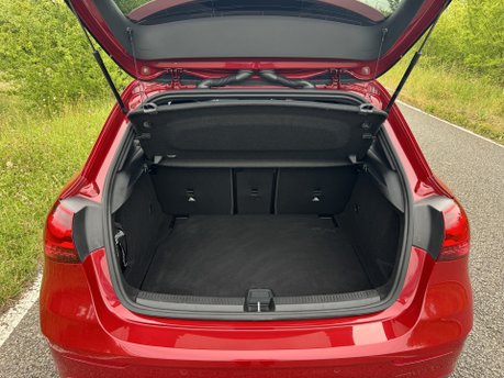 Mercedes-Benz A Class A180 MHEV AMG Line Premium Plus Petrol Auto PAN ROOF/360 CAM/MEMORY SEATS 34