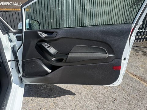 Ford Fiesta BASE TDCI 18