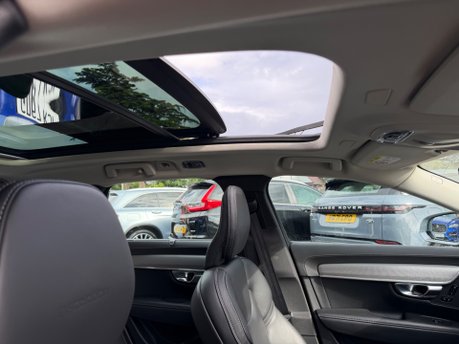 Volvo V90 D4 INSCRIPTION 28