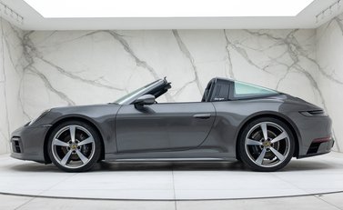 Porsche 911 Targa 4 (992) 6