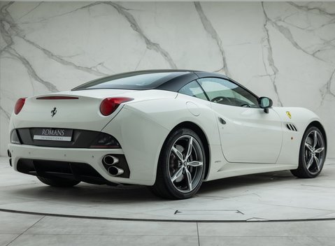 Ferrari California 30 8
