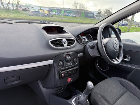 Renault Clio 1.5 DYNAMIQUE DCI 8