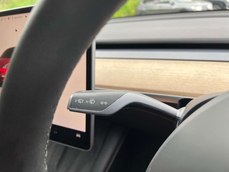 Tesla Model Y ModeL Y Long Range AWD 4WD 5dr 25