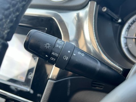 Suzuki Vitara SZ5 BOOSTERJET MHEV 41