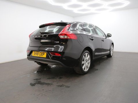 Volvo V40 2.0 T2 Inscription Euro 6 (s/s) 5dr 5