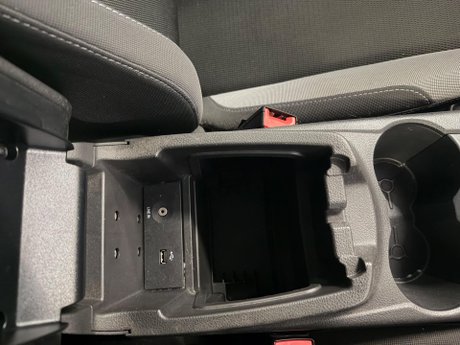 Ford Focus 1.0T EcoBoost Zetec S Euro 5 (s/s) 5dr 35