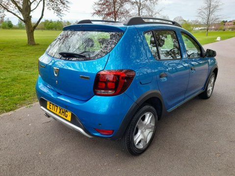 Dacia Sandero Stepway 0.9 TCe Laureate Euro 6 (s/s) 5dr 16