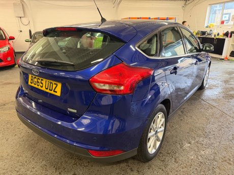 Ford Focus 1.0T EcoBoost Titanium Euro 6 (s/s) 5dr 8