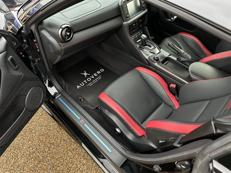 Nissan GT-R RECARO 47