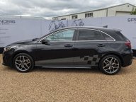 Kia Ceed CRDI GT-LINE ISG 4