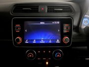 Nissan LEAF 39kWh Acenta Hatchback 5dr Electric Auto (150 ps) Air Con - Alloys - DAB Ra 17