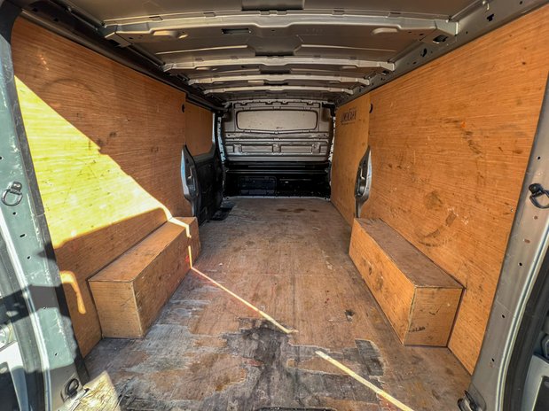Renault Trafic LWB L2H1 Sport L130 Air Con Alloys Nav Sensors EURO 6 NO VAT 10