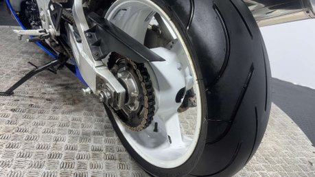 Suzuki GSX-R GSXR 1000 2002 33K NEW MOT VERY CLEAN CLASSIC 1000CC SPORTS BIKE 10