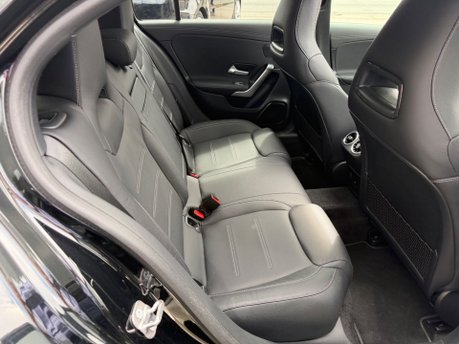 Mercedes-Benz A Class AMG A 35 4MATIC PREMIUM PLUS MHEV 44