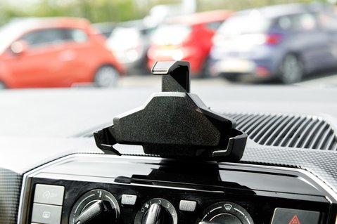 Volkswagen Up R-LINE 30