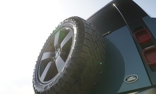 Land Rover Defender X-DYNAMIC HSE MHEV 3.0L Extended LR Warranty Tow Bar Pano Roof FLRSH  16