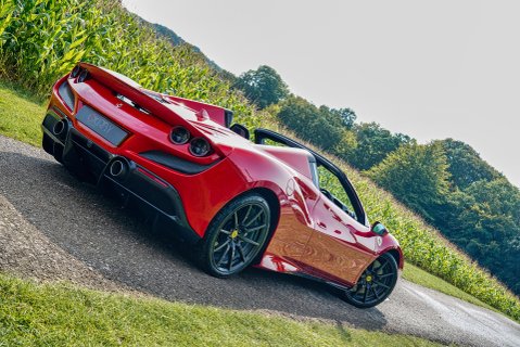 Ferrari F8 SPIDER 20