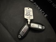 Nissan Juke 1.2 DIG-T N-Connecta Euro 6 (s/s) 5dr 16