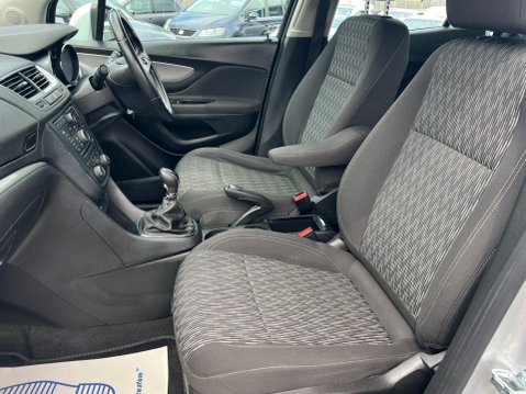 Vauxhall Mokka 1.6i Exclusiv 2WD Euro 6 (s/s) 5dr 25