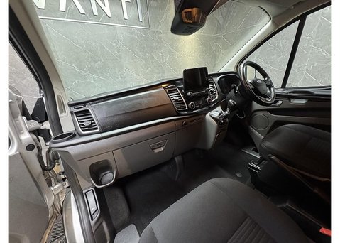 Ford Transit Custom 2.0 300 EcoBlue Limited Crew Van Double Cab 5dr Diesel Manual L2 H1 Euro 6 48