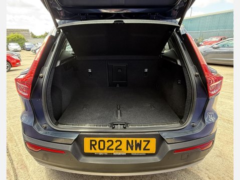 Volvo XC40 1.5 T3 Inscription SUV 5dr Petrol Auto Euro 6 (s/s) (163 ps) 20