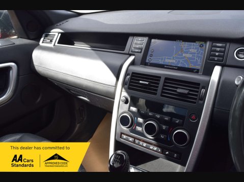 Land Rover Discovery Sport 2.0 Discovery Sport Luxury HSE TD4 4WD 5dr 50