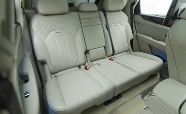 Bentley Bentayga V8 AZURE 18