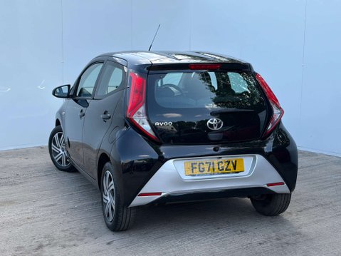Toyota Aygo 1.0 Aygo X-Play TSS VVT-i 5dr 40