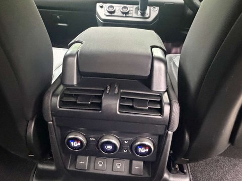 Land Rover Defender 3.0 Defender X-Dynamic S D MHEV Auto 4WD 5dr 21