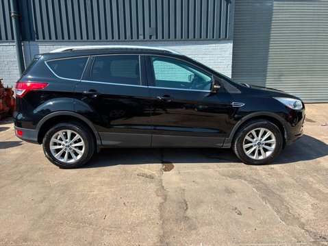 Ford Kuga 2.0 TDCi Titanium 2WD Euro 6 (s/s) 5dr 7
