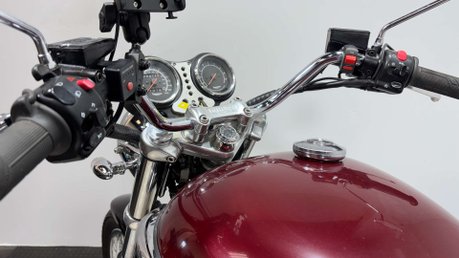 Triumph Adventurer 885 2001 ONLY 26K NEW MOT CLASSIC RETRO BIKE 885CC 21